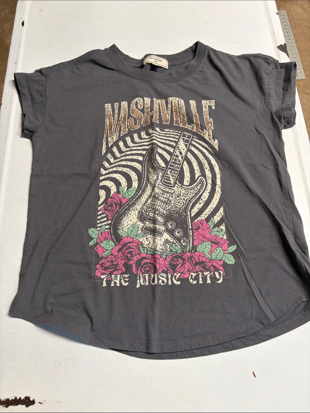 Nashville Graphic Tee - Gray with Pink Floral Guitar